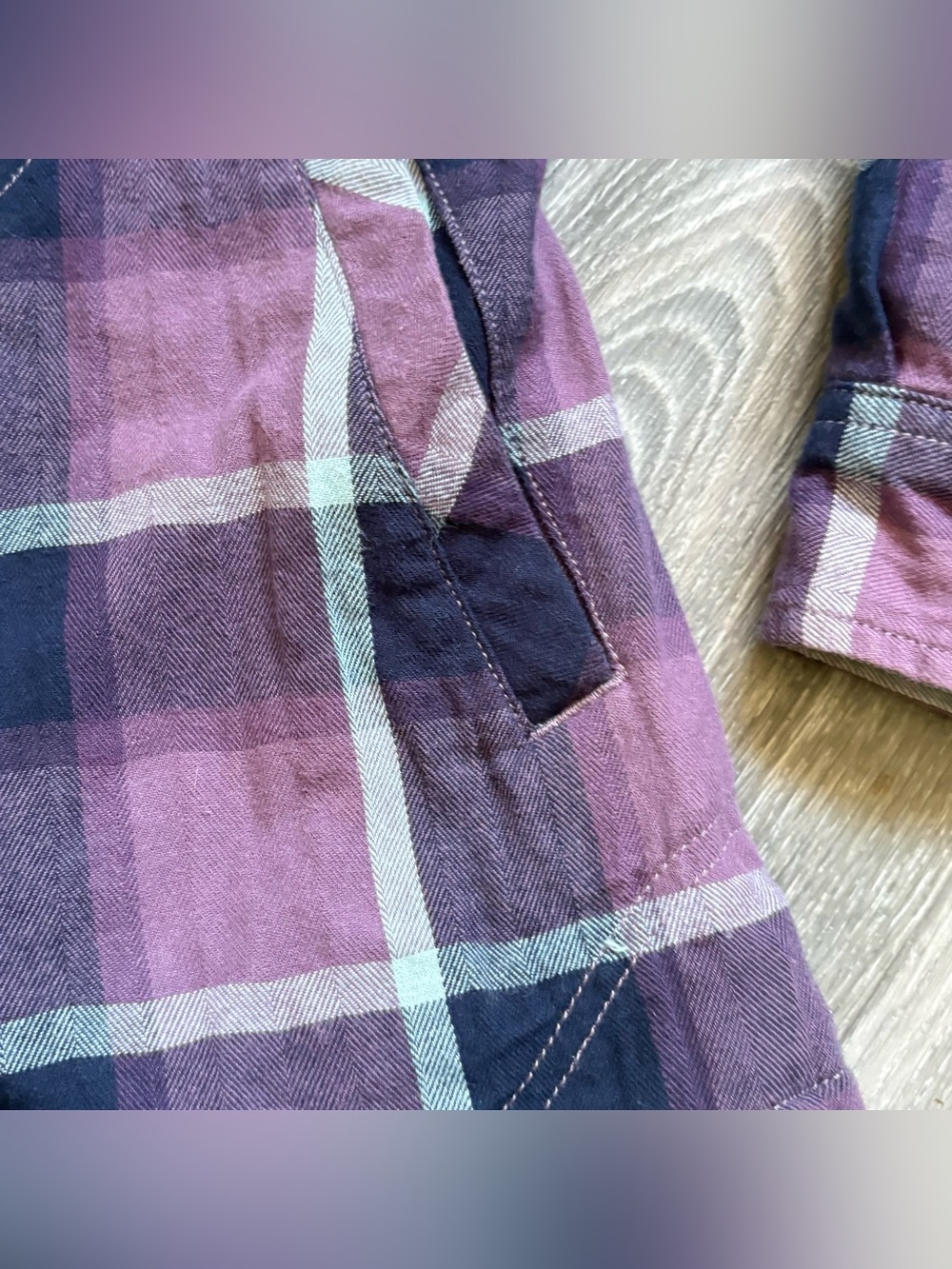 Duluth Trading Co fleece lined flapjack snap button plaid flannel - Picture 2 of 5